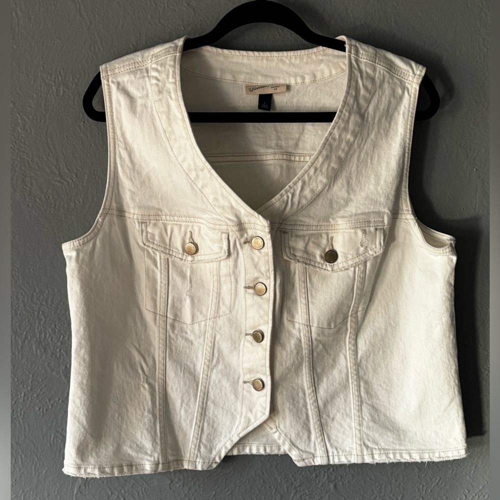 Universal Thread White Denim Vest